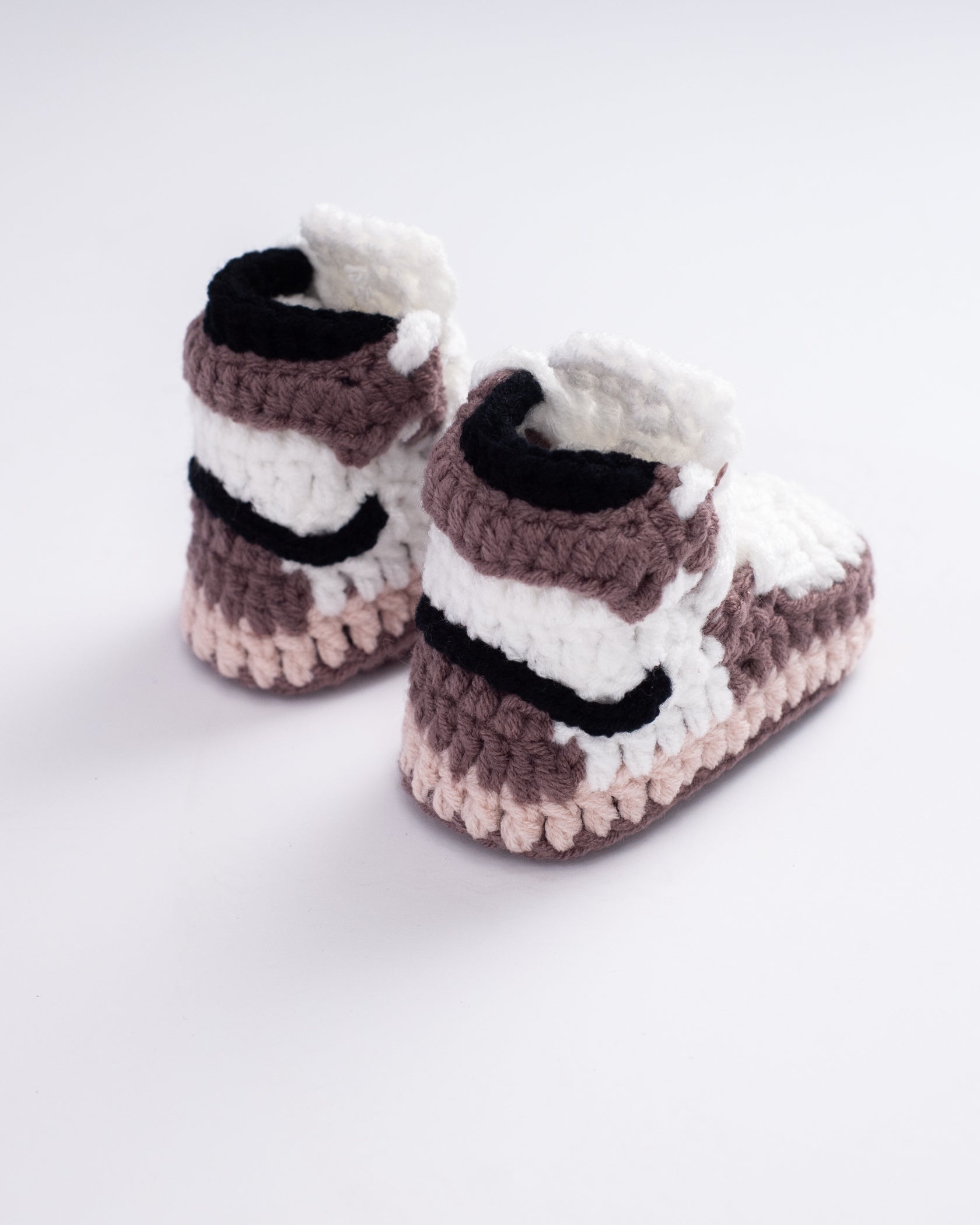 AJ BROWN/WHITE Chaussettes Baskets