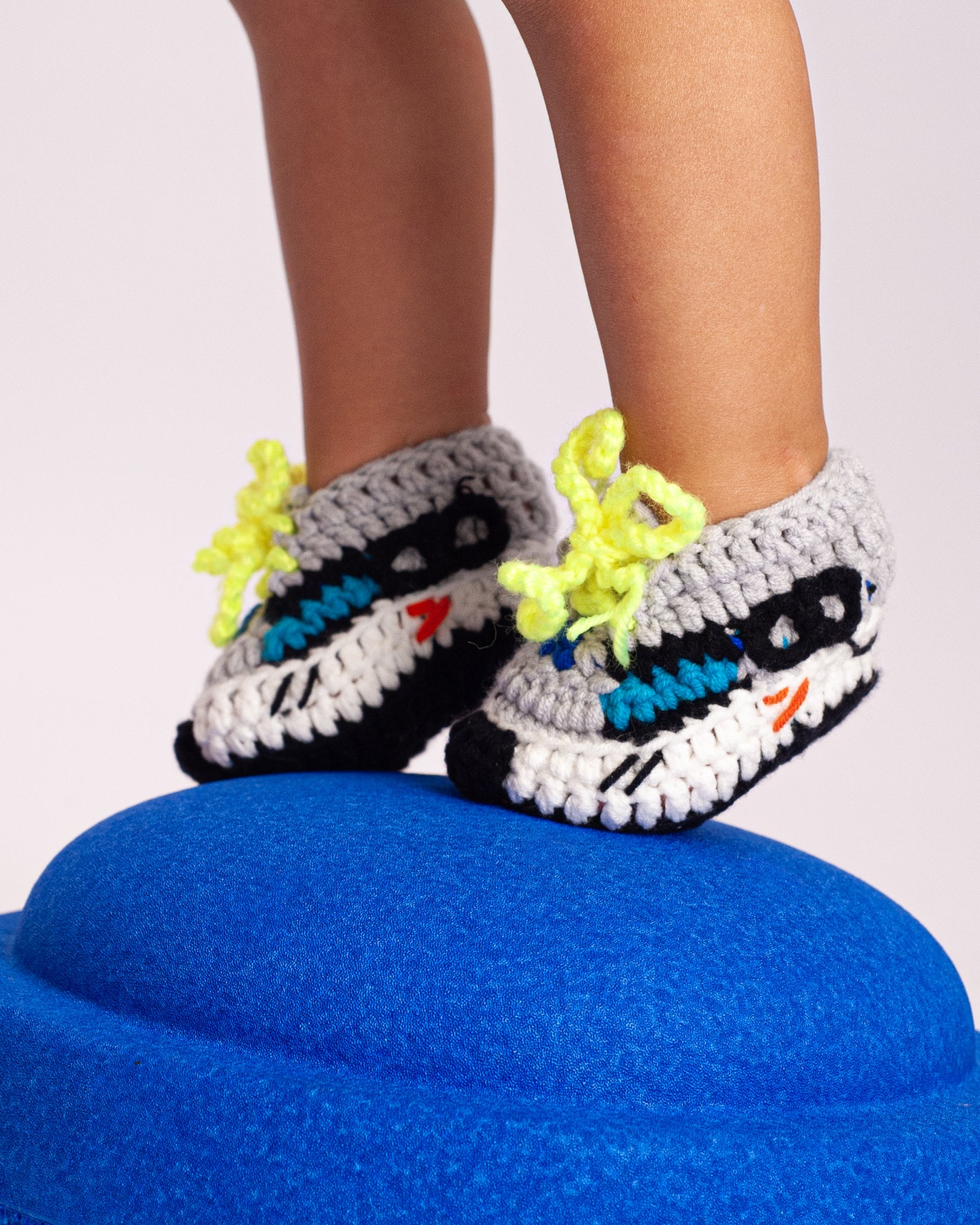YZY-WAVE-RUNNER Sneaker Sokkies